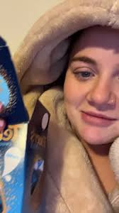 She just said ‘get them hashtagged’ #terryschocolateorange @Terry’s  Chocolate #fyp @kaywalkerlorna