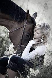 Portrait Photography Tips And Ideas 16 Jpg 600 900 Horse Senior Pictures Horse Photography Horse Photos
