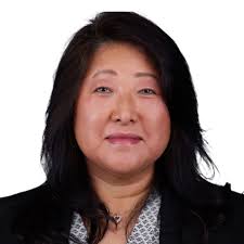 Amy Cowles's Instagram, Twitter & Facebook