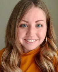 Lea Powell's Instagram, Twitter & Facebook