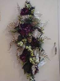 Holiday Swag At Gales Garden Center Holiday Swag Christmas Swags Garden Center