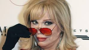 Amanda lear official facebook page. Amanda Lear I Ll Never Be Old And He Makes A Revelation About Fellini