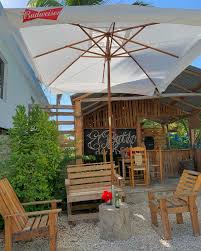 El patio de Kesia
