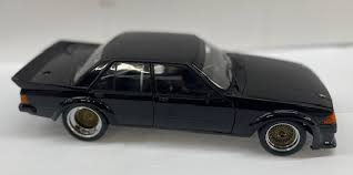 1:18 Ford Falcon XE - Plain Body - Biante – Exclusive Collectables