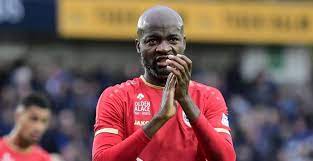 We did not find results for: Lamkel Ze Sluit Transfer Van Antwerp Naar Beerschot Niet Uit Een Topclub Voetbalprimeur Be