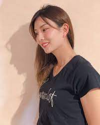 ボード スポーツ女子 のピン