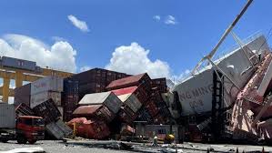 Container terminal 8 west, kwai chung, hong kong. 3wk1ahgpfj7uvm