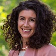 Alison Fahey's Instagram, Twitter & Facebook