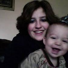 Julia Scanlon (@tabletitties)