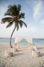 Destination Weddings Wedding In The Bahamas Paradise Island Destination Wedding Travel Destination Wedding Atlantis Bahamas