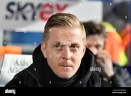 Prince looks hi-res stock photography and images