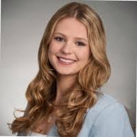 Danielle Haas's Instagram, Twitter & Facebook