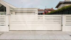 Cancello pedonale monoblocco con pannello decorato taglio laser. Cancelli In Lamiera Taglio Laser Prezzi Catalogo Metalstyle