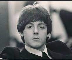 Official paul mccartney news, music, art, videos, downloads and fan communities. Paul Omg That Look Sooo Handsomely Good Looking Beatles Photos Paul Mccartney Beatles Paul Mccartney
