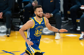 Stephen curry is an american professional basketball player from ohio. Stephen Curry Showing Mvp Form Amid Warriors Tough Season