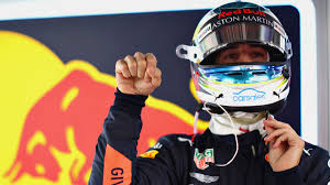 Taking custom orders on any f1 driver helmet you want in sticker form. Daniel Ricciardo Screams With Frustration After Japanese Gp Qualifying F1 News