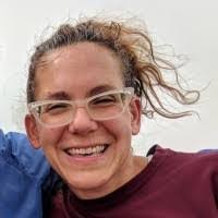 Stephanie Bragdon's Instagram, Twitter & Facebook