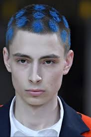 Il taglio corto e platino di charlène di monaco. Capelli Uomo I Nuovi Trend Dalle Sfilate Di Milano Vanity Fair Italia