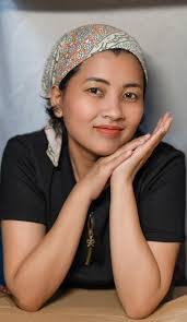 Caryl Lopez's Instagram, Twitter & Facebook