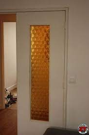 Tuto Brico Changer Des Vitres Sur Une Porte Interieure En 2020 Decoration Porte Interieur Renovation Porte Interieure Portes Vitrees Interieures