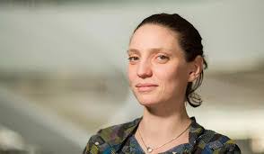 Caroline Wallis's Instagram, Twitter & Facebook