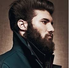 Anrasierte seiten, starker scheitel und längeres deckhaar gehören 2016 zum urban hairstyle. Die Besten Mannerfrisuren 2020 Fashionboxx