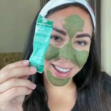 Lynnette Hernandez (@bylynny) Profile, Photos & Recipes