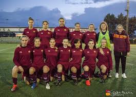 Le giallorosse sapevano che avrebbero affrontato una buona per i motivi che tutti conosciamo, la roma calcio femminile è costretta, purtroppo, a sospendere i camp di cascia 2020. Roma Calcio Femminile Scheda Squadra Lazio Femminile Serie C Femminile Girone A 2015 16