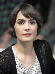French Bob Haircut How To Look Like A Parisian Girl Bob Hairstyles Short Hair Styles Bobs Haircuts