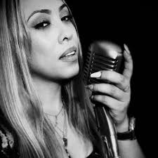 Gloria Sol: альбомы, песни, концерты