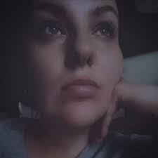 Amanda Sprouse's Instagram, Twitter & Facebook