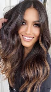 Qué son las mechas balayage? La técnica de coloración del momento crea un  efecto impactante en tu cabello y queda maravillosamente natural. Conoce  todo sobre el balayage: cómo funciona, qué lo hace