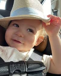 Francis Degrote's Instagram, Twitter & Facebook