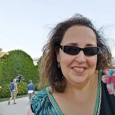 Amazon.com: Marta Muñiz Rueda: books, biography, latest update