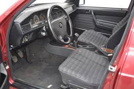 Epingle Par Azertyuio Sur Mercedes 190 E Voiture Occasion Voiture Vintage Voiture