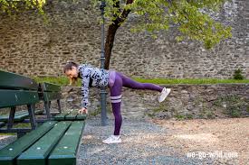 Football übungen anhand der langbank während des hallentrainings im winter. Outdoor Workout Das Sind Die Besten Ubungen 2021 We Go Wild