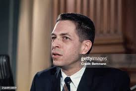 44 Sheldon Cohen Photos & High Res Pictures