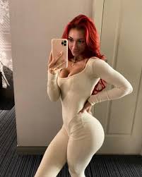 Pastor's daughter leaves OnlyFans career behind after finding ...