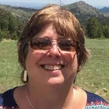 Sandy Daly's Instagram, Twitter & Facebook