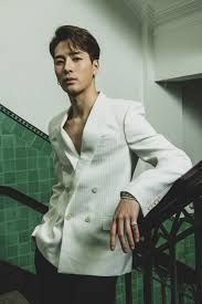 Discover images and videos about jackson wang from all over the world on we heart it. Jackson Wang Homesteading Never Meant So Many Streams Conference Calls Acrobatic Dance Moves Or Side Hustle But That S Cool Flaunt Magazine