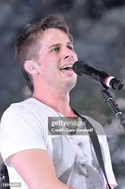 125 Foster The People With The Kooks In Concert Stock Photos, High-Res  Pictures, and Images