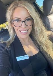 Stacy Tittle's Instagram, Twitter & Facebook