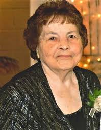 Ruth Crase Meador, 85, of Otisco, Indiana, passed away peacefully at her  home surrounded by her loving family