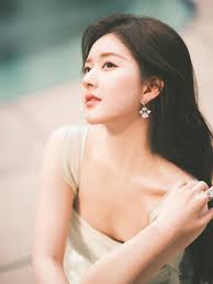 Triệu Lộ Tư bất ngờ bỏ nghề diễn để theo đuổi đam mê