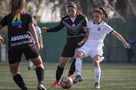 Tras casi seis meses sin poder pisar una cancha de fútbol, el equipo femenino de colo colo retomó los trabajos presenciales. Colo Colo Perdio El Invicto Y El Liderato En El Torneo Del Futbol Femenino