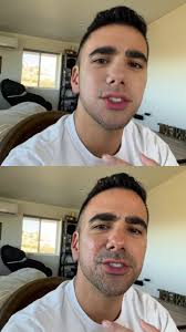 Rejecting the 90's Goatee Trend