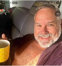 Guy hates this photo , it's real