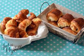 Croissants Pains Au Chocolat