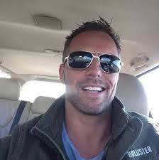 Bas Brekelmans · lid