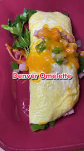 Denver Omelette! A true classic! #breakfast #eggday #omelette #denver  #comfortfood #satisfyingvideos #GetCrocd